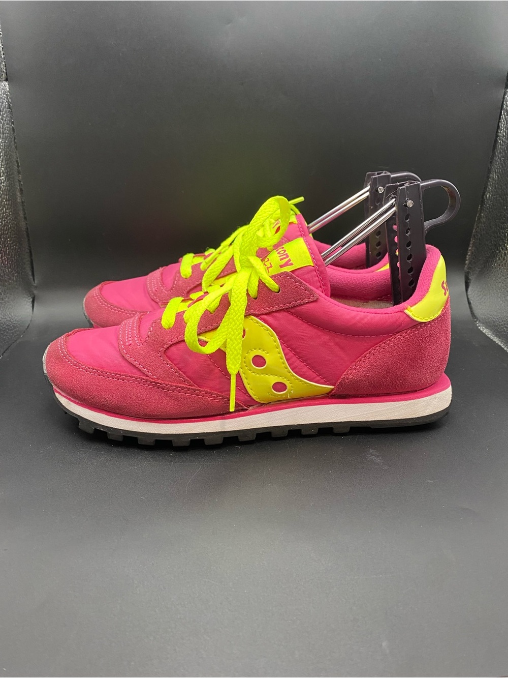 Saucony Jazz Low Pro Shoes Women Pink Yellow Size 6.5 Women’s Sneakers